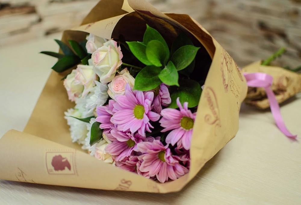 Букет цветов из: Розы и Хризантемы в Симферополе