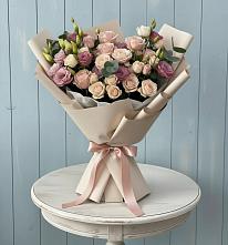 Букет цветов из:  Розы и Лизиантусы в Симферополе