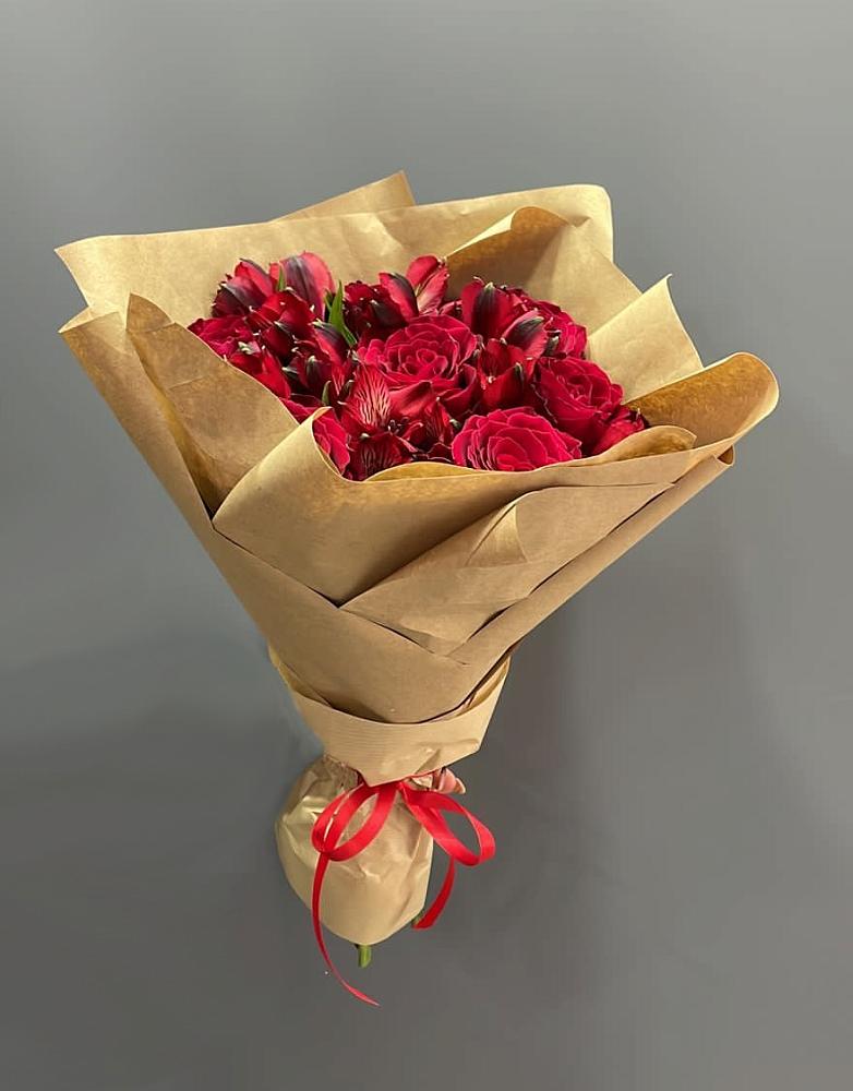 Букет цветов из: Альстромерии и Розы в Симферополе