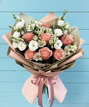 Букет цветов из:  Розы, Альстромерии и Лизиантусы в Симферополе