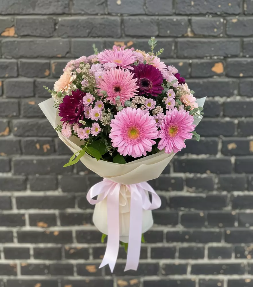 Букет цветов из: Герберы и Хризантемы в Симферополе