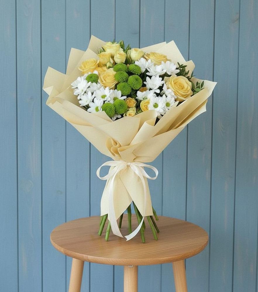 Букет цветов из: Хризантемы и Розы в Симферополе