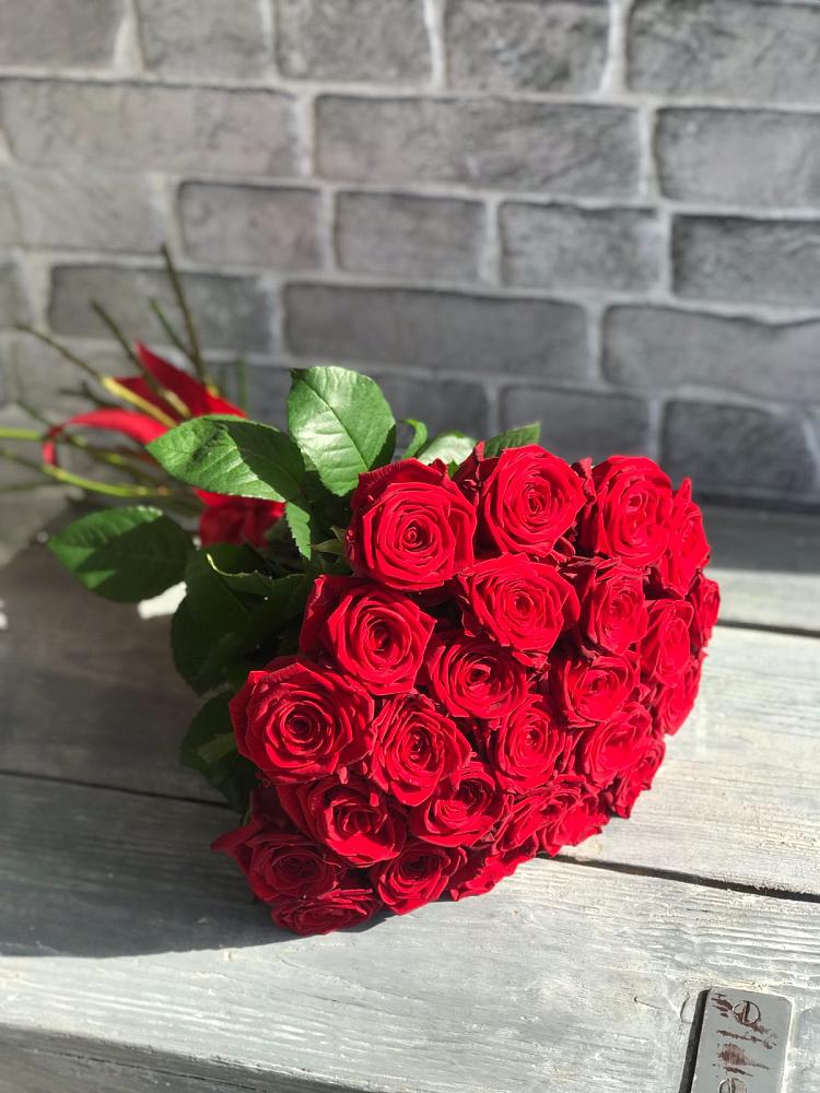 Букет Красные розы Фридом в Симферополе