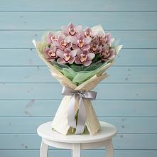 Букет цветов из:  Орхидеи и Розы в Симферополе
