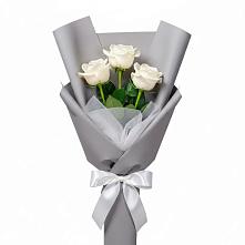 Букет 3 белые розы в Симферополе
