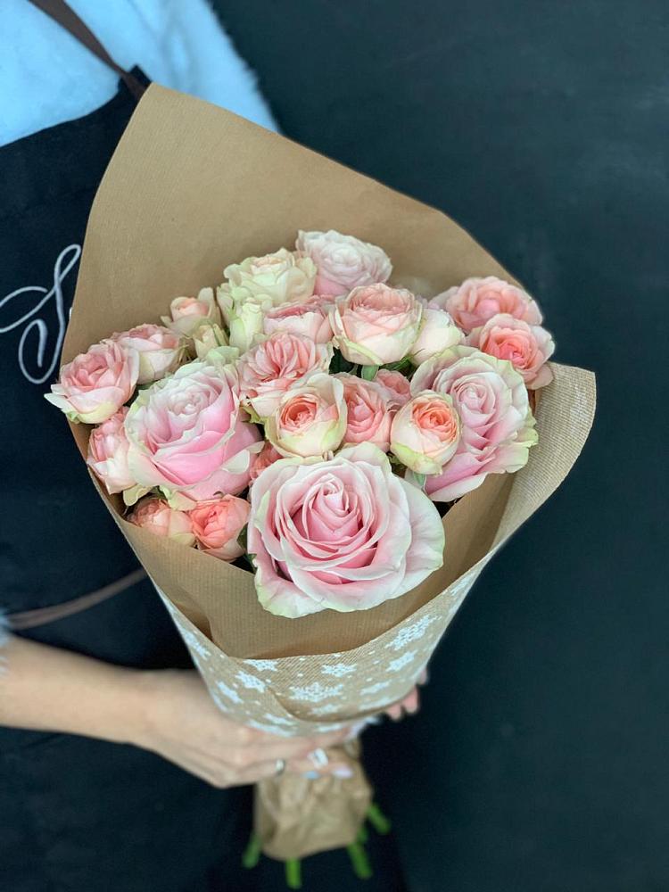 Букет цветов из: Хризантемы и Розы в Симферополе