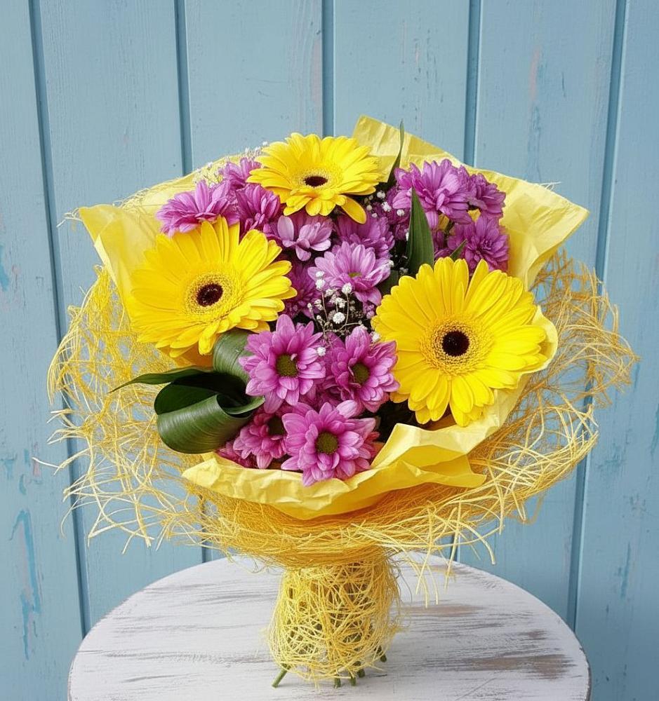 Букет цветов из: Хризантемы и Герберы в Симферополе