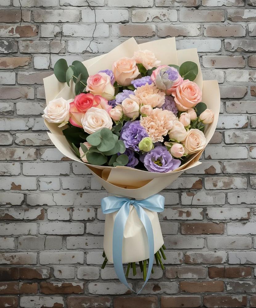 Букет цветов из: Розы, Лизиантусы и Гвоздики в Симферополе