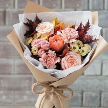 Букет цветов из:  Гвоздики, Хризантемы и Розы в Симферополе