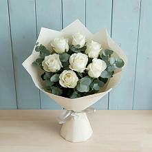 Букет Белые розы в Эвкалипте в Симферополе